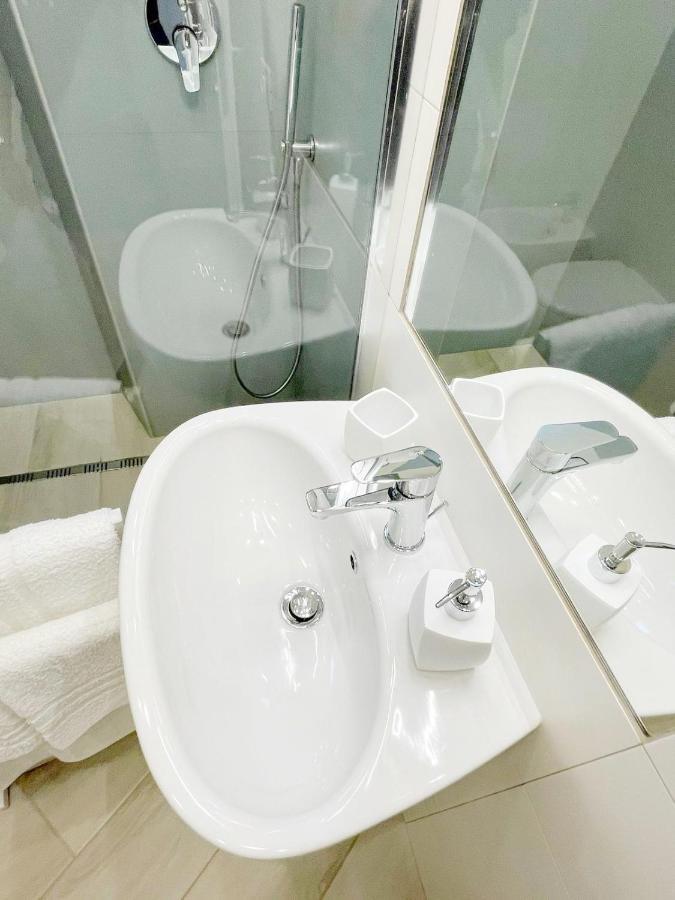 B&B Vittoria Анцио Екстериор снимка